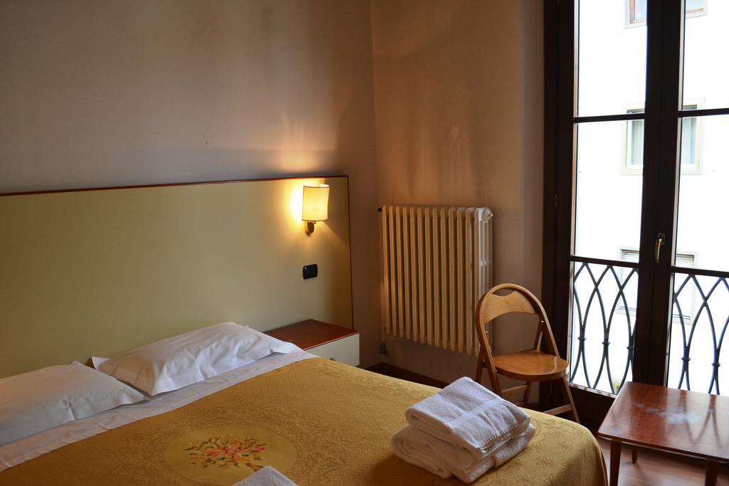 Hotel Casa Del Lago Florence Room photo